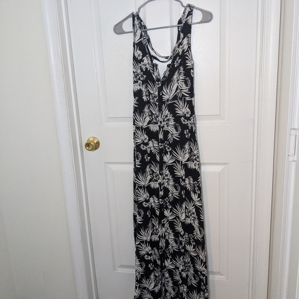 Black and White Palm Print Maxi Dress
